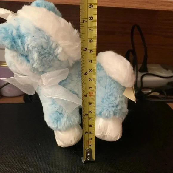 Stuffed Unicorn 🦄 That’s blue and white for a girl - Picture 7 of 8